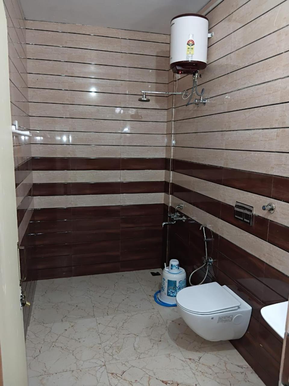 Grand Sangeetham Inn Tiruchchendur Exterior photo