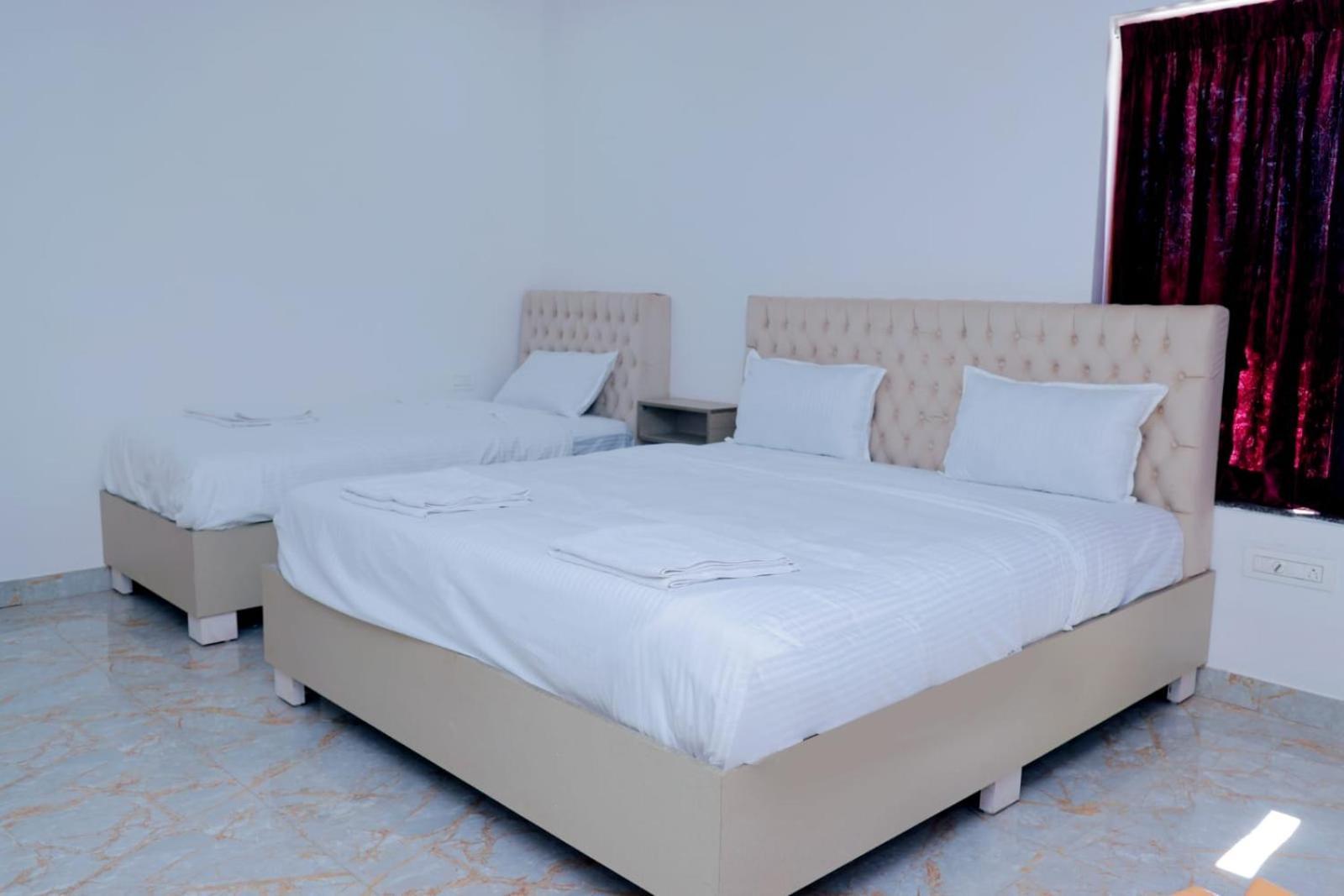 Grand Sangeetham Inn Tiruchchendur Exterior photo